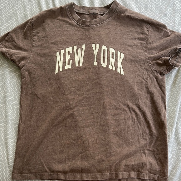 Brandy Melville Tops - New York t-shirt